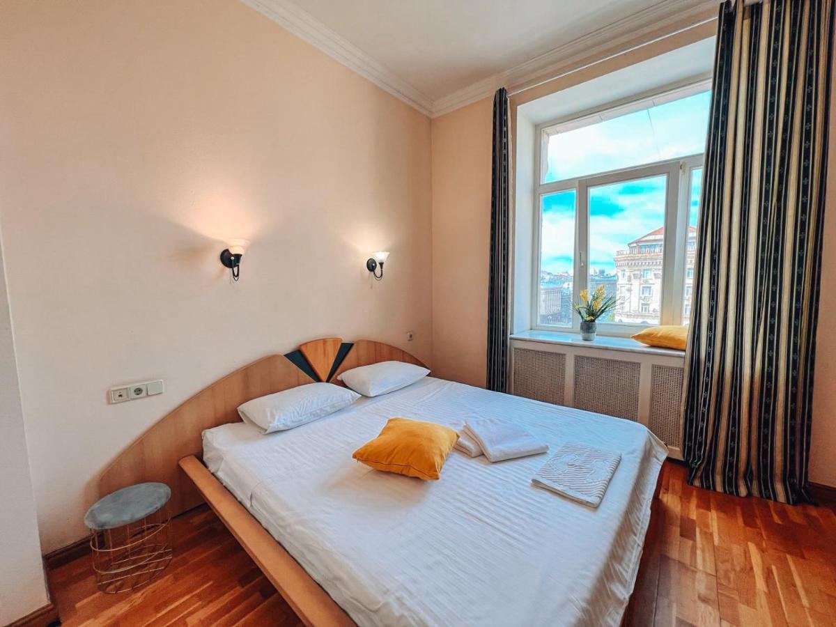 Apartments Rentals Ukraine On Kreshchatik Kiev Dış mekan fotoğraf