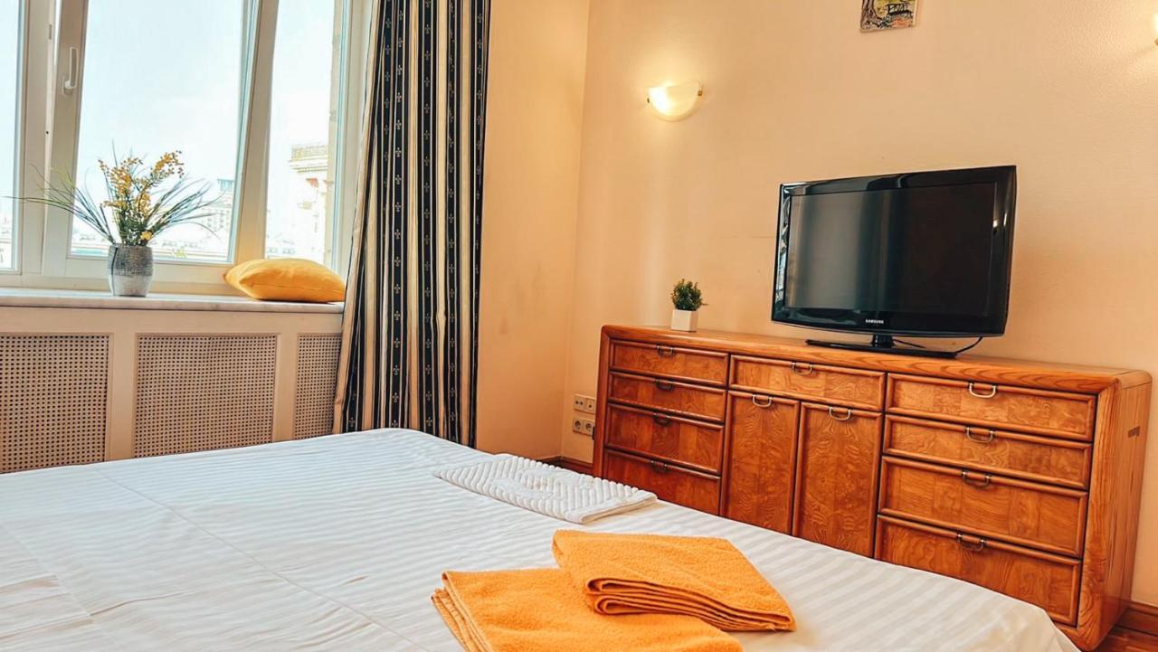 Apartments Rentals Ukraine On Kreshchatik Kiev Dış mekan fotoğraf