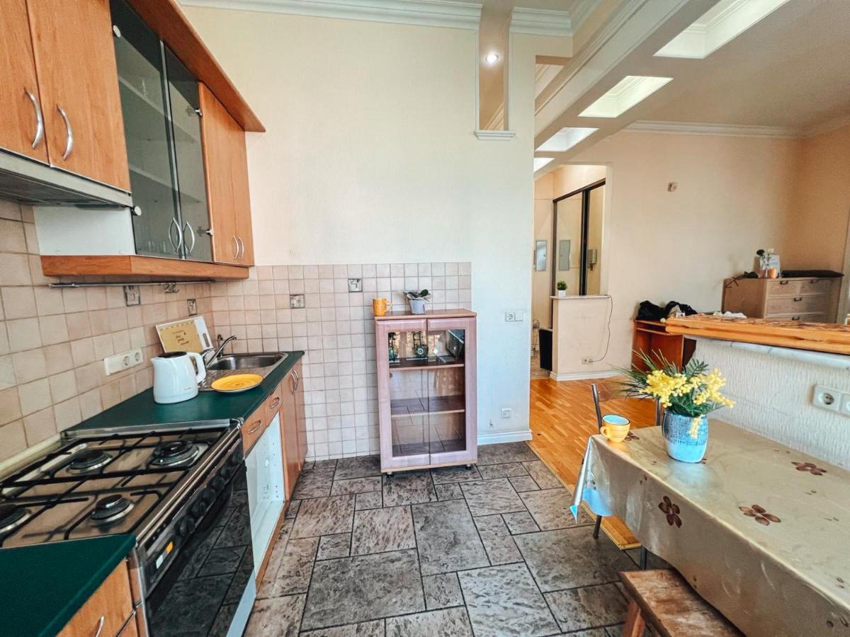 Apartments Rentals Ukraine On Kreshchatik Kiev Dış mekan fotoğraf