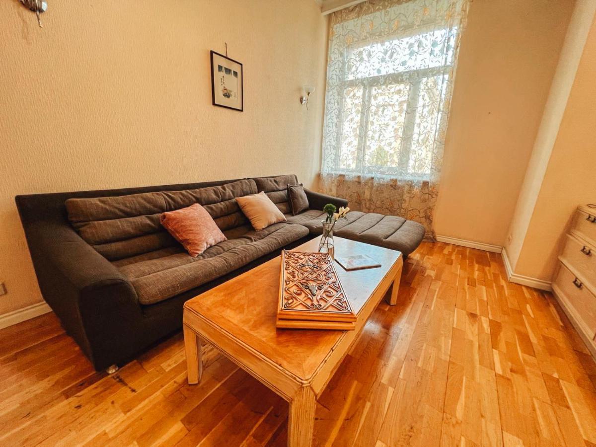 Apartments Rentals Ukraine On Kreshchatik Kiev Dış mekan fotoğraf