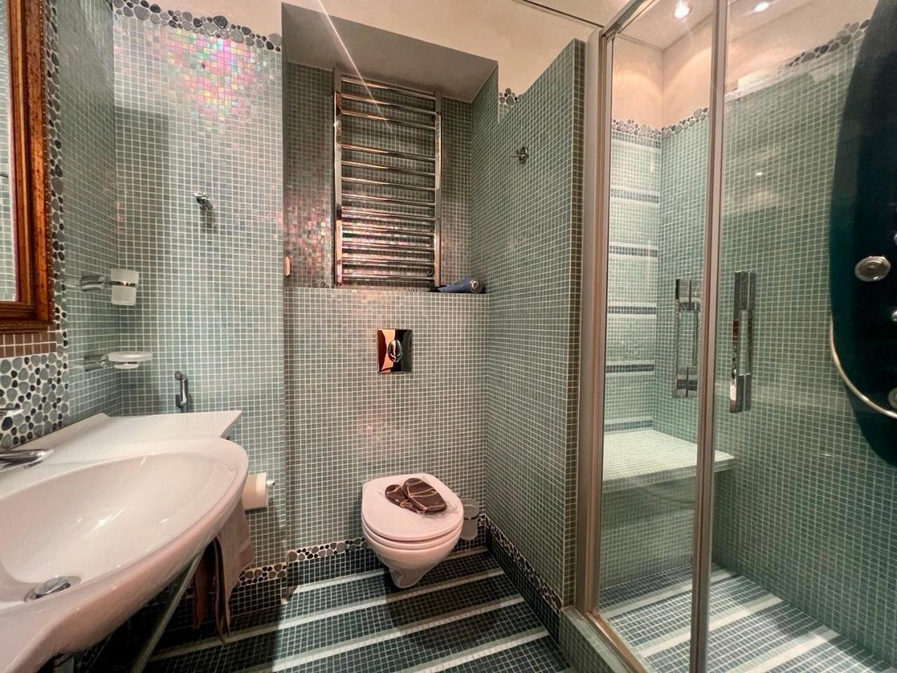 Apartments Rentals Ukraine On Kreshchatik Kiev Dış mekan fotoğraf