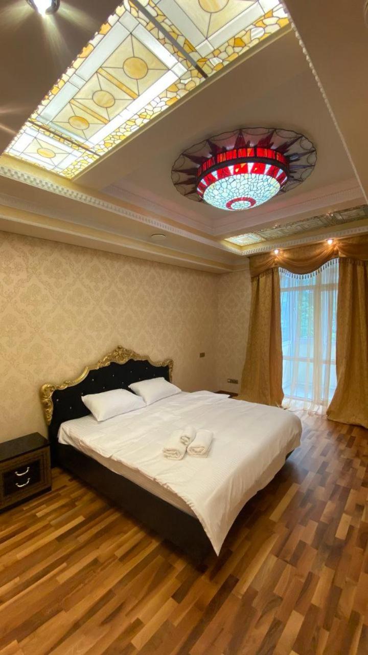 Apartments Rentals Ukraine On Kreshchatik Kiev Dış mekan fotoğraf