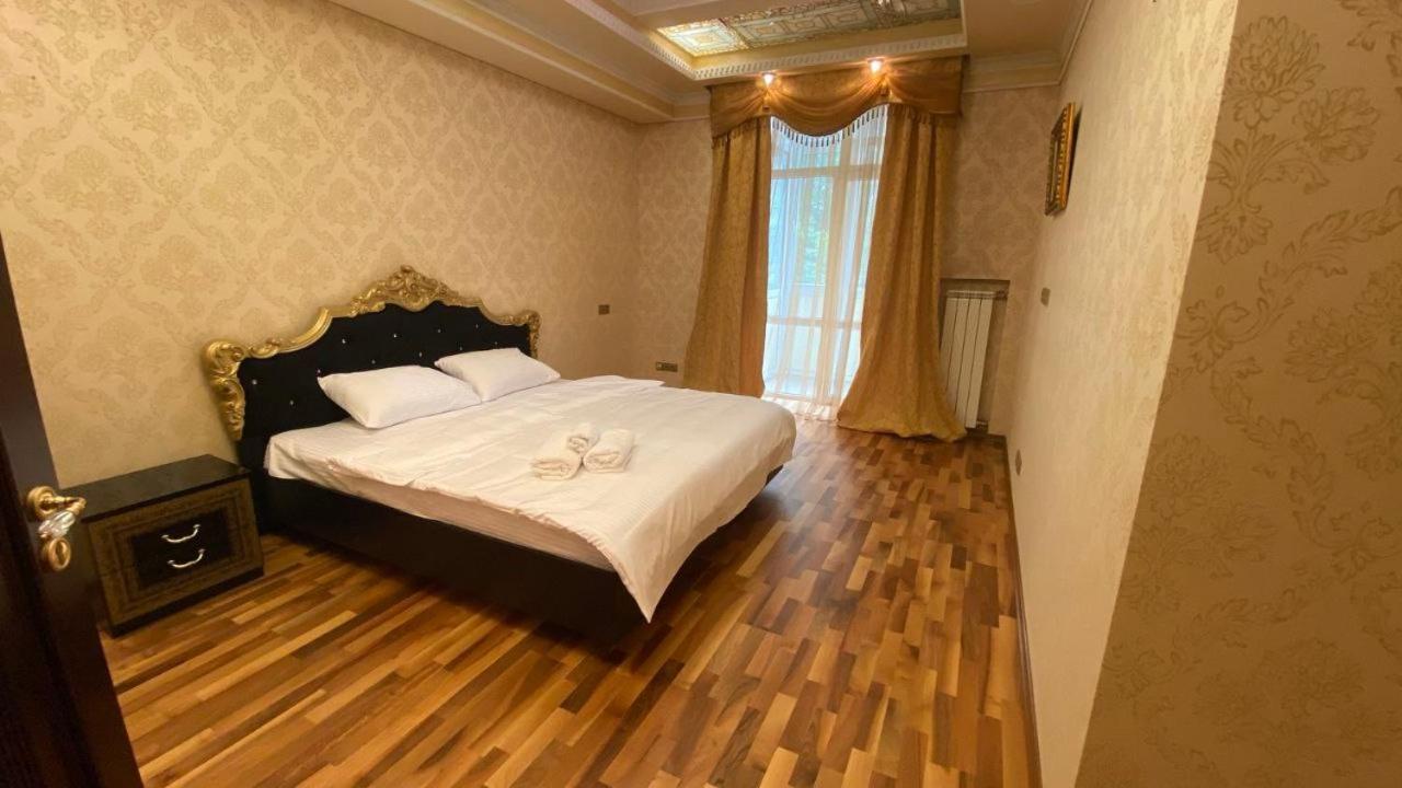Apartments Rentals Ukraine On Kreshchatik Kiev Dış mekan fotoğraf